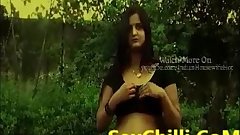 Indian House wife seducting attitude