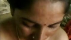 Indian Bhabhi Showing body N such her old boyfriend - Wowmoyback