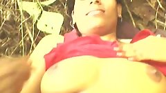 Indian Hot Desi Young Girl Sucking Dick in Outdoor - Wowmoyback